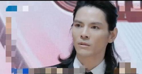 为了吃瓜她进了娱乐圈